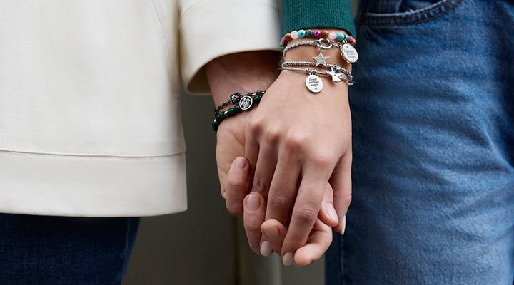Bracciali da regalare per lei e per lui: quali scegliere