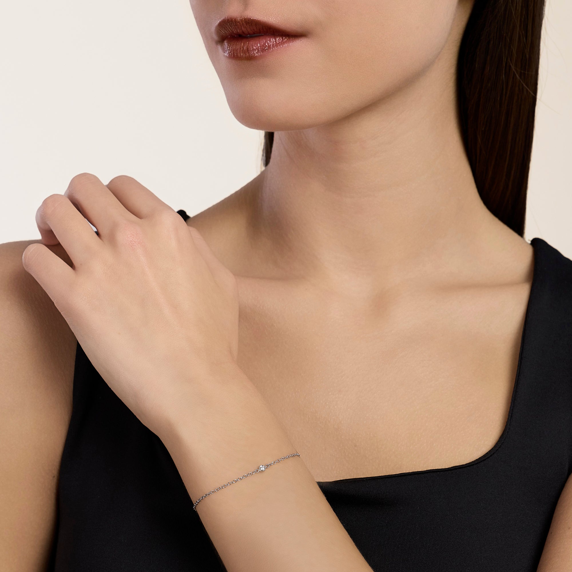 Bracciale infinity con diamante lab-grown