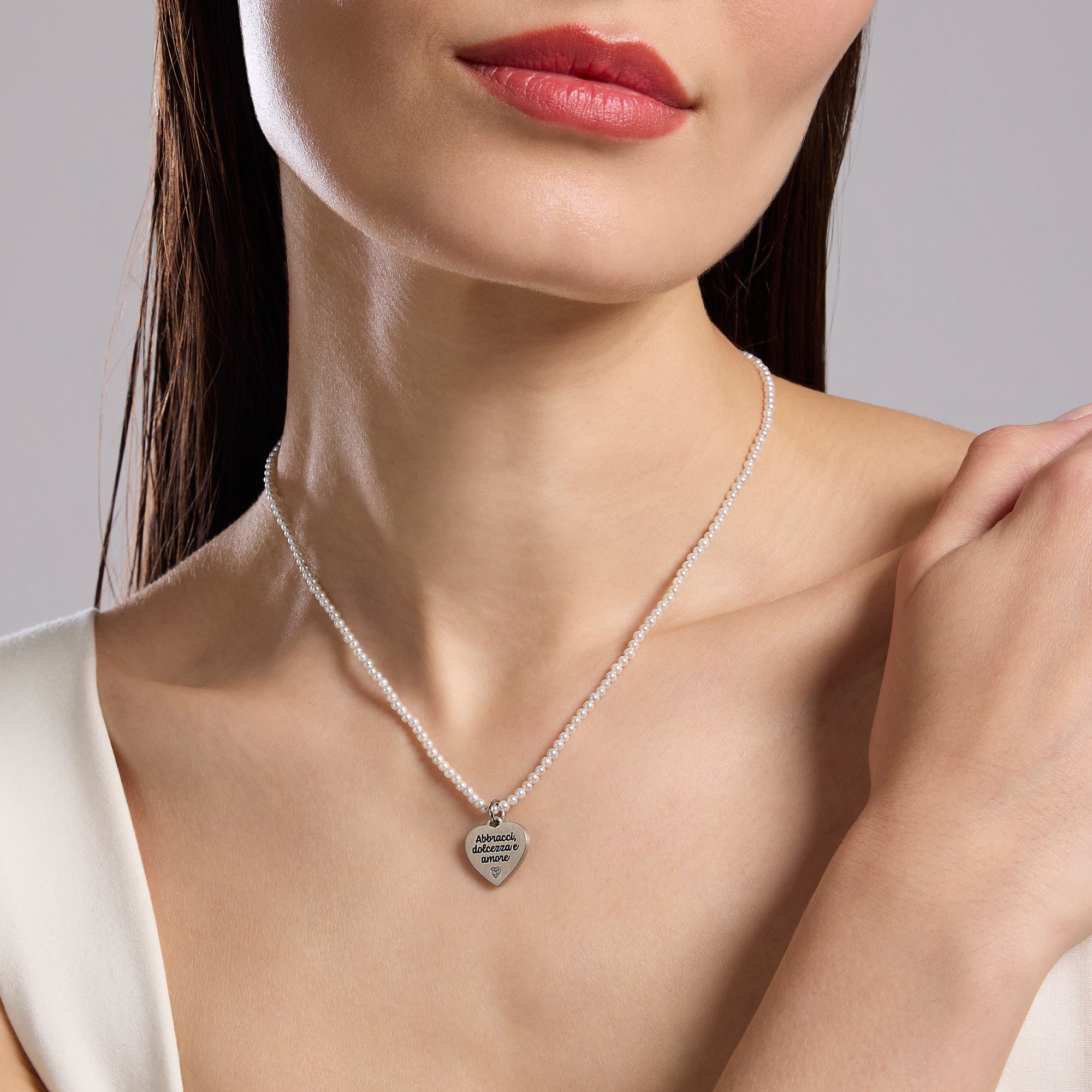 Collana girocollo componibile con perle conchiglia