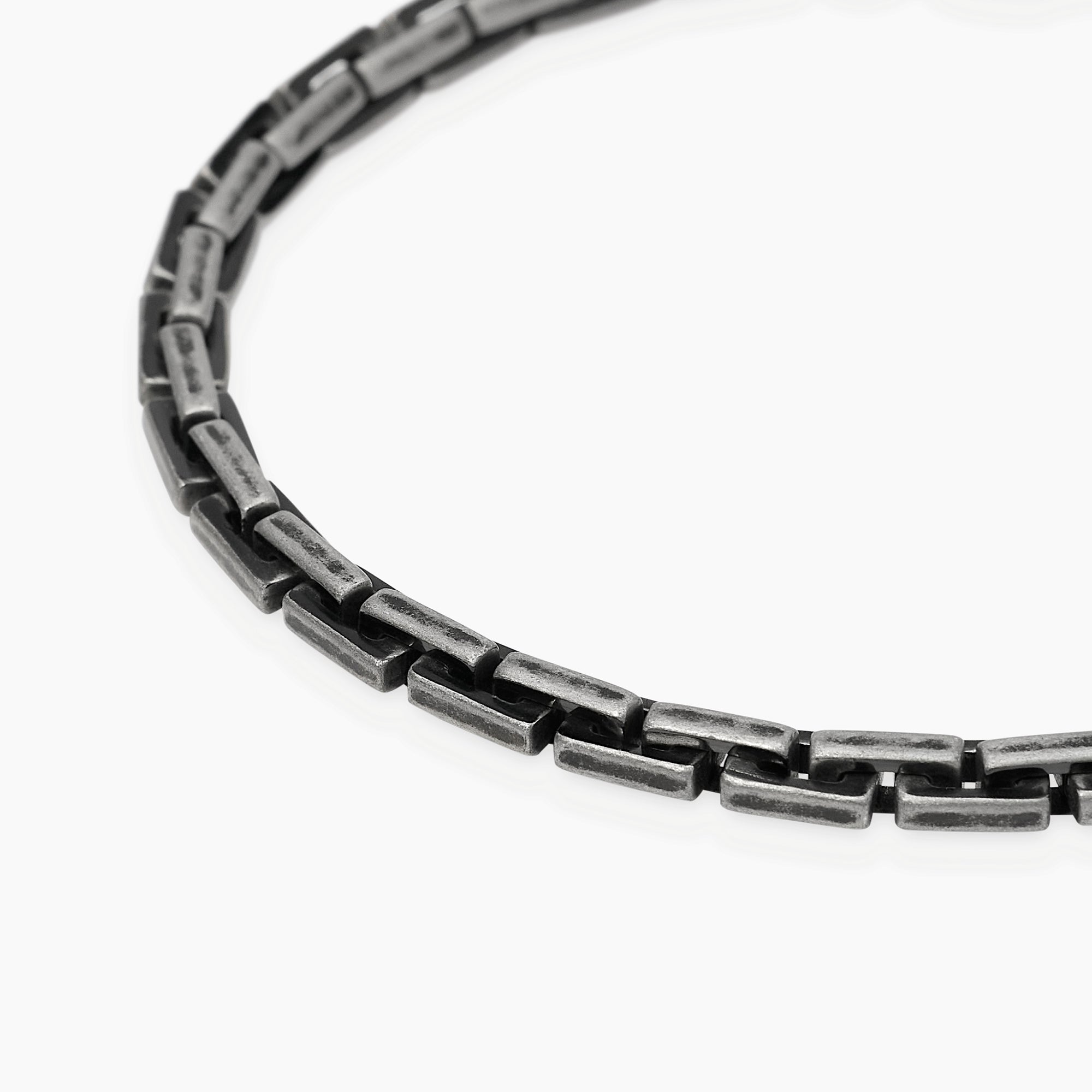 Bracciale nero in acciaio con catena cardano