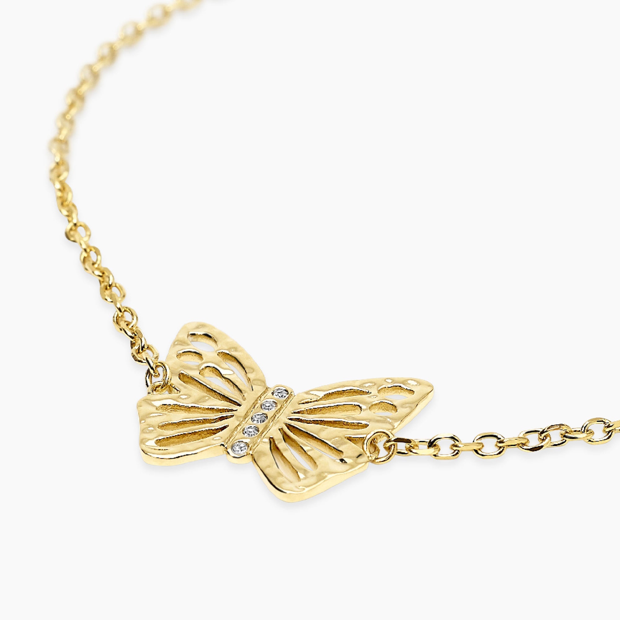 Bracciale dorato con farfalla