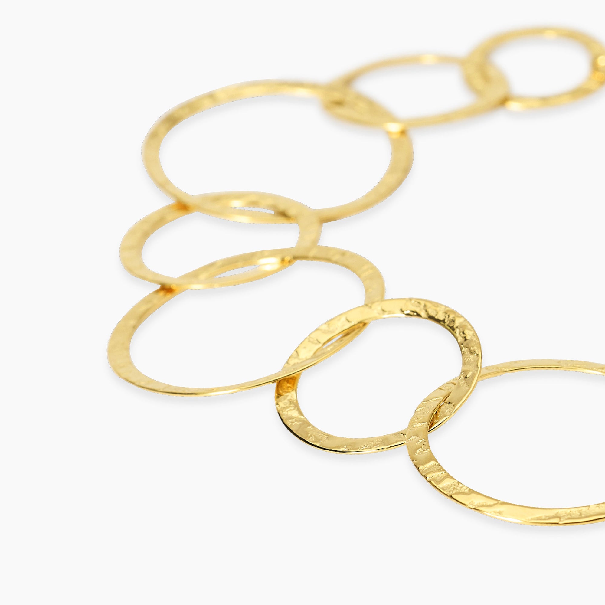 Bracciale con maglie dorate rotonde