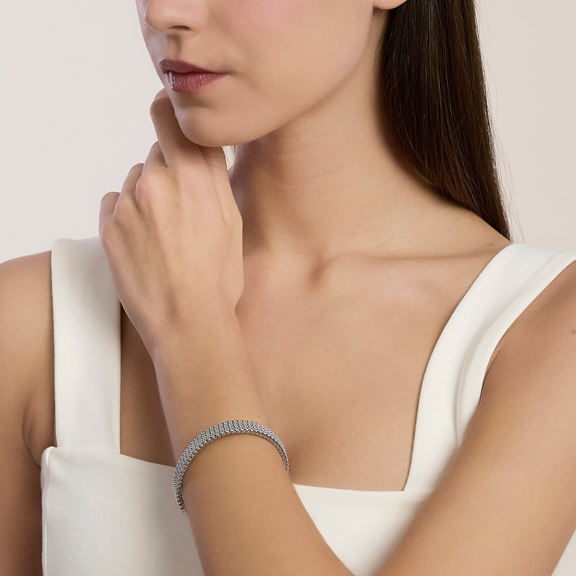 Bracciale cuff con maglia mesh